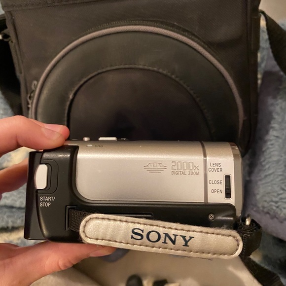 Sony camera - Picture 6 of 8